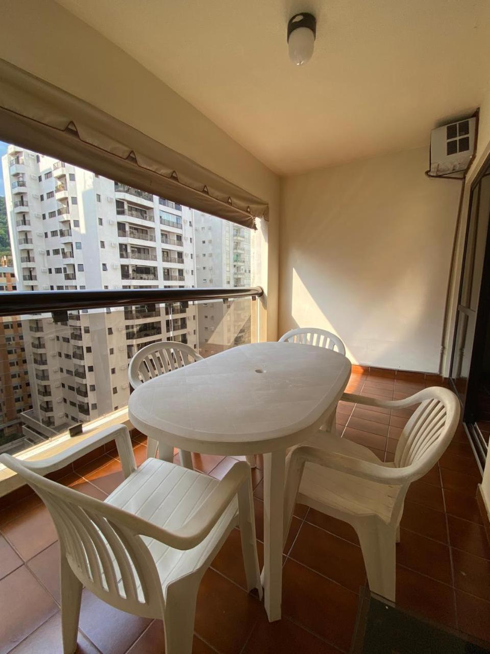 2 Dorm L Piscina L Sauna L Garagem L 200M Da Praia Das Pitangueiras Guaruja Exterior photo